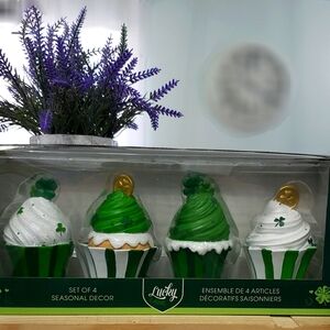 Lucky Lane St. Patrick's Day Cupcakes